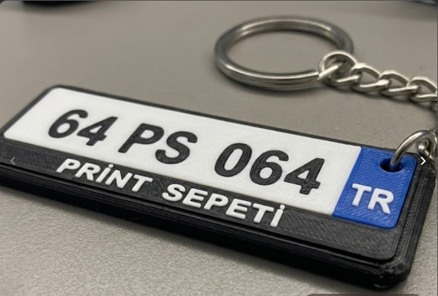 Llaveros Personalizados 3D con Nombre o Placa Vehicular en Relieve